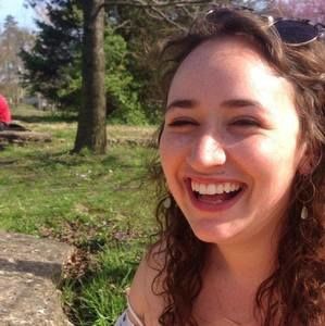 Meet your Posher, Chloe